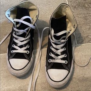 Black converse high tops
